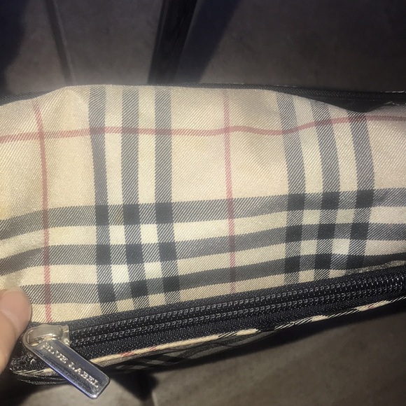 BURBERRY AUTHENTIC (BLUE LABEL) CROSSBODY - Picture 8 of 17